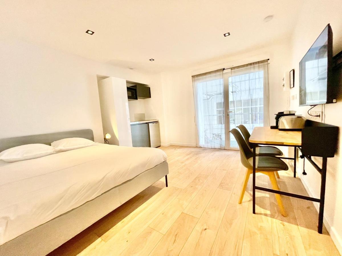 Residence Duguay - Centre Ville - Porte B - Appartements Tout Confort - Neuf - Nouveau ロリアン エクステリア 写真